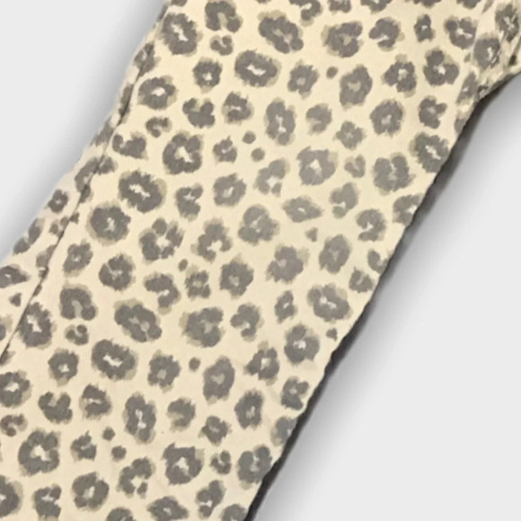4/$20🥳 Carter’s Cheetah Print  Cotton Pants - Picture 3 of 5